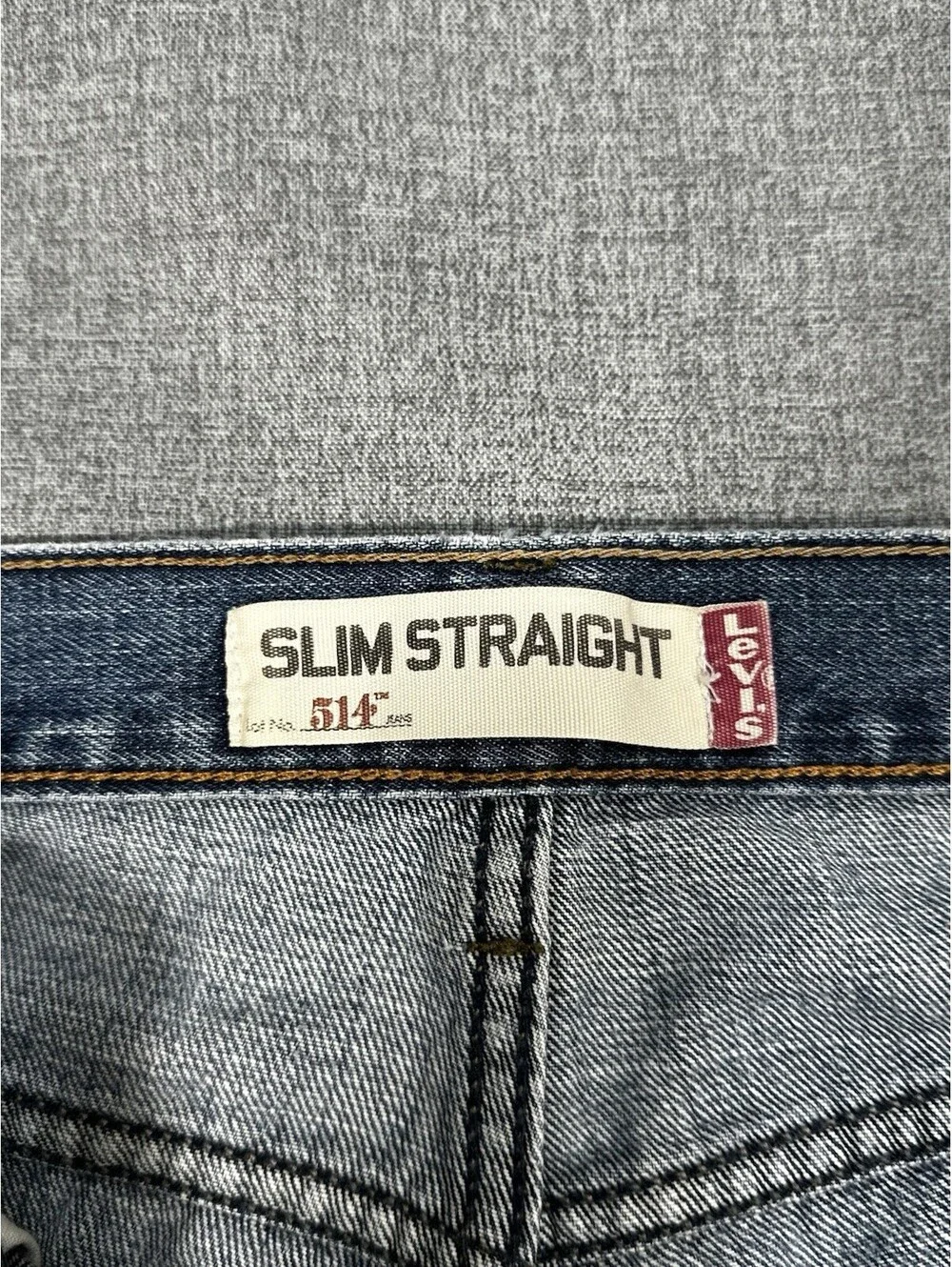 Levi’s 514 Slim Straight Jeans Men’s 34x28 Blue Distressed Knee Cotton Denim
